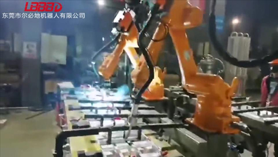 爾必地焊接機器人焊接應(yīng)用案例3